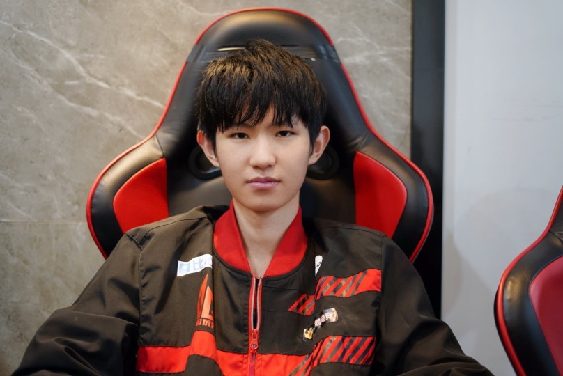 VCT CN发布BLG的新赛季阵容： whzy ／ knight ／ rushia ／ nephh ／ Levius