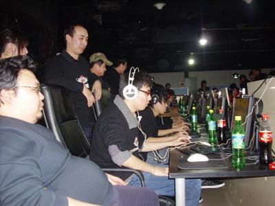 Astralis , aurora , 和 Heroic 在 PGL Masters Bucharest 2025 小组赛第二轮中获胜